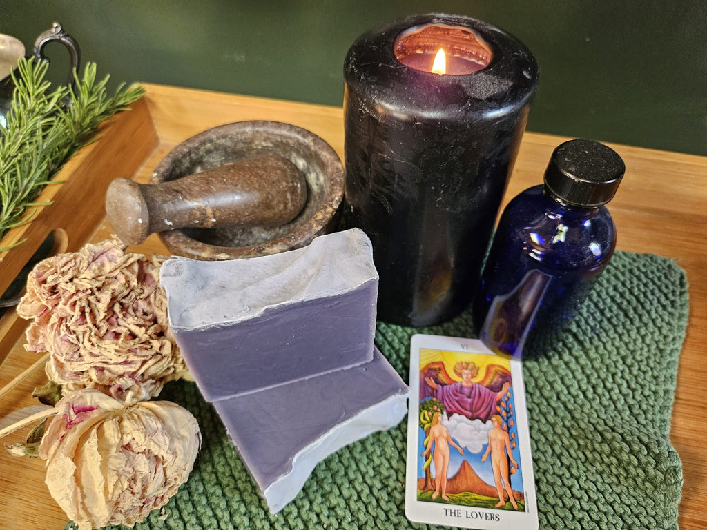VI Lovers Tarot Soap image 3