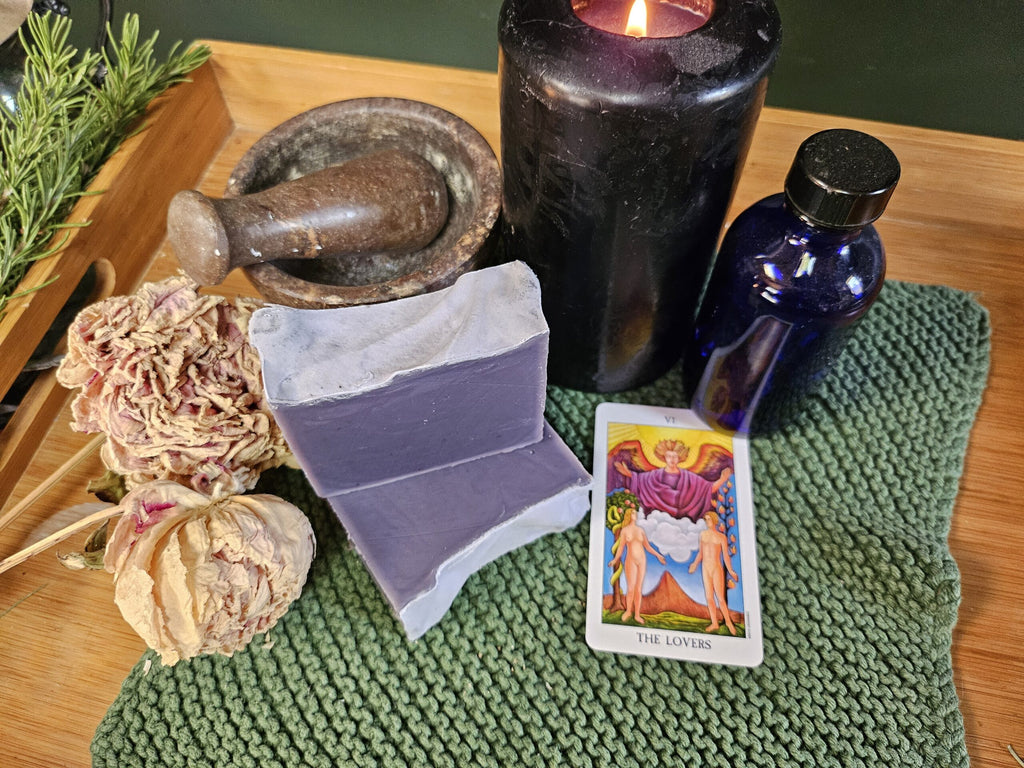 VI Lovers Tarot Soap image 4