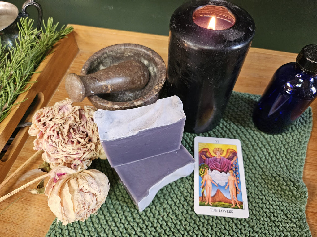 VI Lovers Tarot Soap image 5